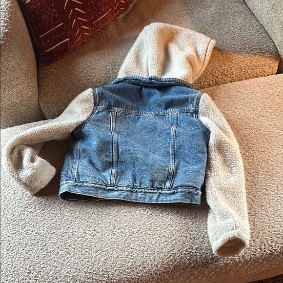 GAP Blue and White Jean Jacket with Cozy Fleece Sleeves - Picture 12 of 16